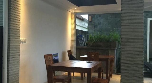 Wates Sari Villa, Забронировать Вилла Отели провинции Бали с завтраком, Завтраки