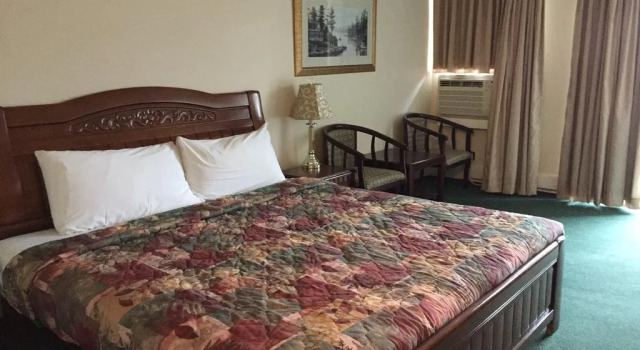 Spring Villa Hotel, Buchen Sie Hotel Harrison Hot Springs 