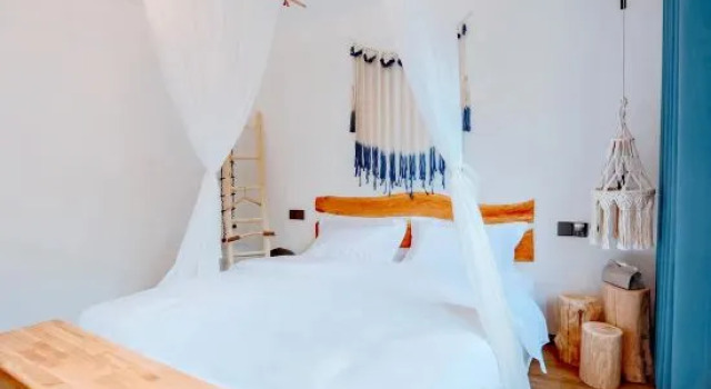 Кровать в общем номере Emei Mountain at first sight Homestay