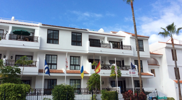 Club Tenerife Apartments, Book Apartment Hotels in Tenerife with Parking, Parking