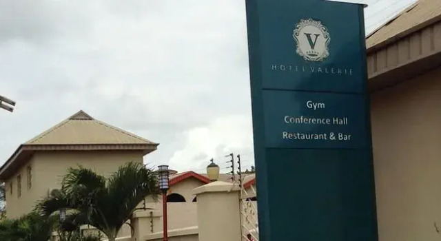 Hotel Valerie, Rezervați Hotel Anambra East Asaba