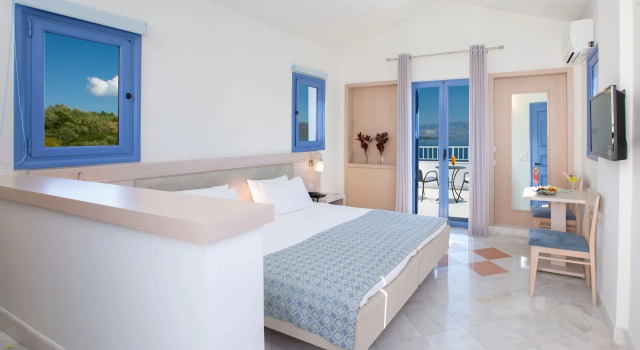 Номер Classic с видом на море Porto Galini Seaside Resort & Spa