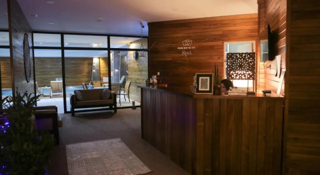 Teo Apartment, Забронировать Апартаменты/квартира Отели Гудаури с бассейном, Бассейн