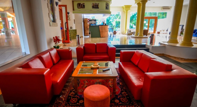 Hotel Majestic Olimp, Book Hotel Olimp Constanta