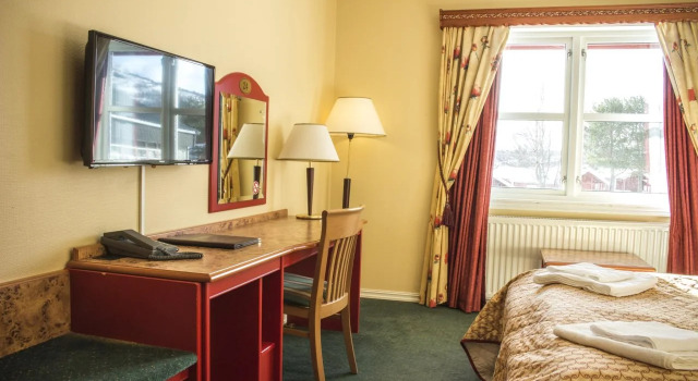 Tysfjord Turistsenter, Rezervovat Hotel Hotely v Nordland s parkováním, Parkování