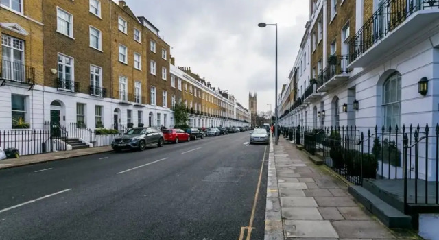 Chic 1bed Chelsea Flat 5min to South Ken Tube, Забронировать Отель Кенсингтон и Челси Лондон, рядом с Здание «Мишлен Хауз»