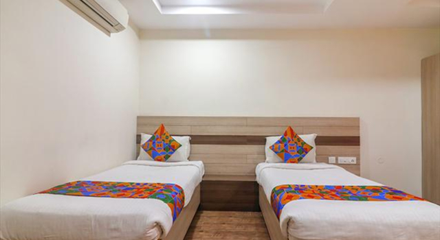 Fabhotel Pride Inn Financia