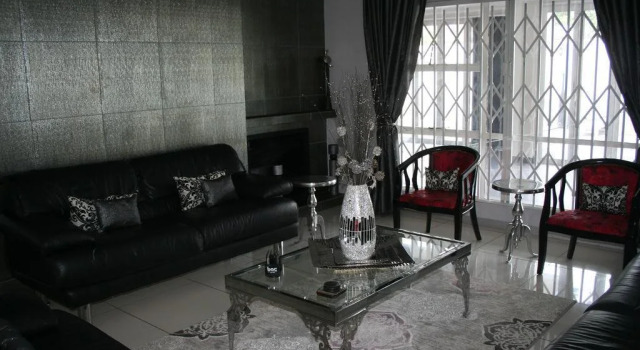 Elements Executive Accommodation, Rezerwuj Hotel Gaborone Botswana