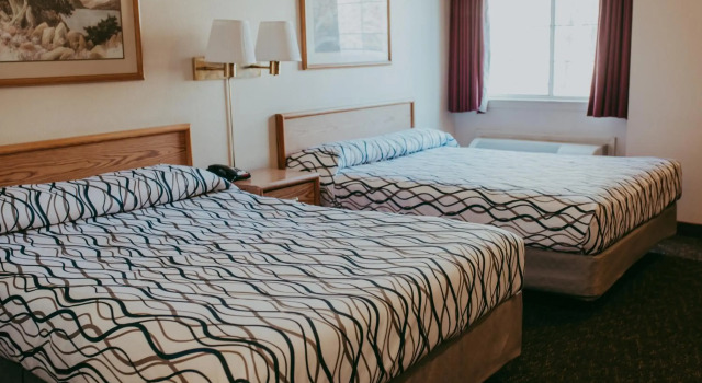 Carson City Plaza Hotel, Prenota Hotel Hotel a Missouri con parcheggio, Parcheggio
