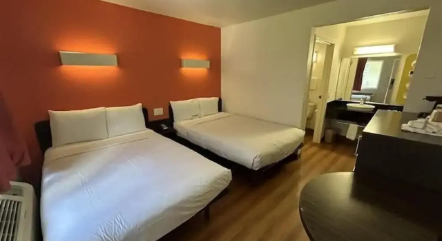 Четырёхместный люкс Standard Studio 6 Suites - Riverside, CA South