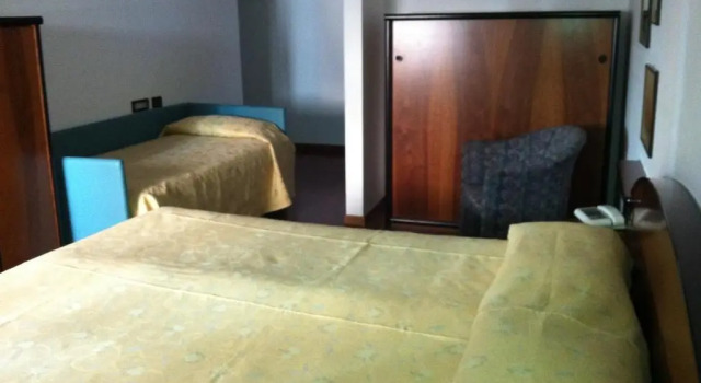 Трёхместный номер Standard Hotel Sagittario