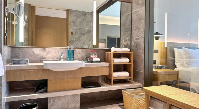 Двухместный номер Standard с балконом Doubletree By Hilton Lingshui Hot Spring