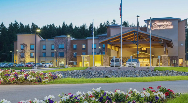 Двухместный люкс Hampton Inn & Suites Whitefish