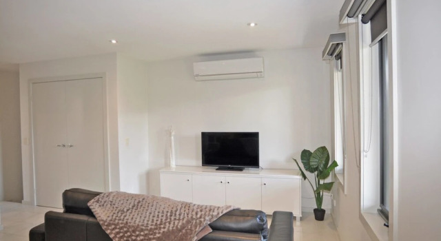 Sunset Waters-Inlet Side, Book Hotel Inverloch 