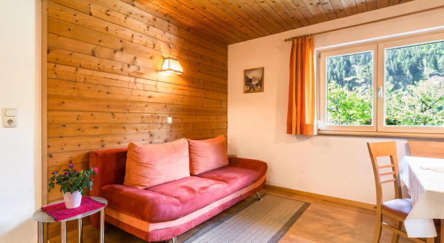 Spacious Apartment in St. Gallenkirch with Garden, Prenota Appartamento Hotel a Vorarlberg con parcheggio, Parcheggio