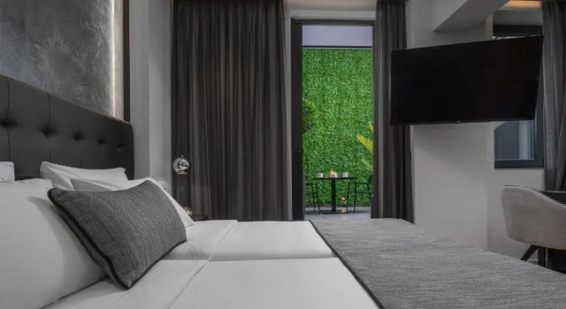 Двухместный номер No 15 Ermou Hotel