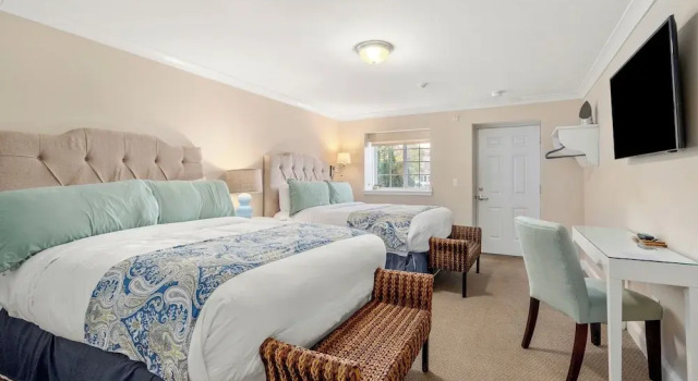 Четырёхместный номер Standard Guest House Suites