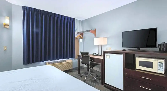 Номер Standard SureStay Plus Hotel by Best Western Portland East