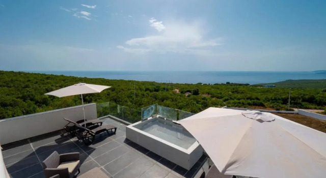 Villa HACIENDA, Book Villa Sommerhuse i Kotor Riviera, Hytte