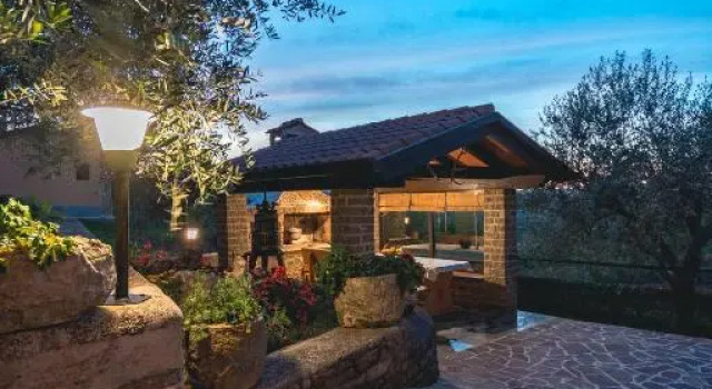 Guest House Nena, Rezervovat Penzión Wellness hotely v Central Istria, SPA