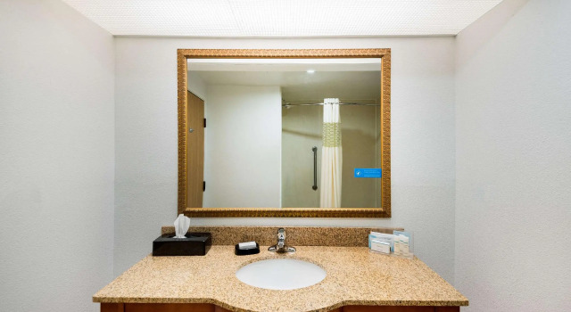 Standard- firedobbelt værelse Hampton Inn Ft. Chiswell-Max Meadows