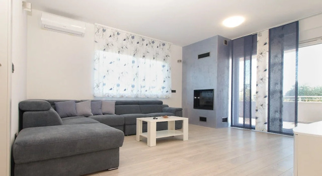 House 1939, Rezervovat Hotel Veli Vrh Istrie