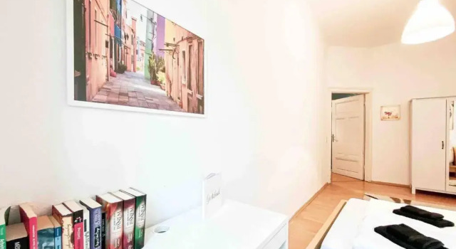 Апартаменты Altbau-Schmuckstück an der Karli mit riesigem Balkon