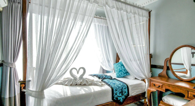 U Residence Hotel