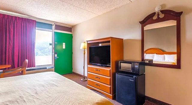 Двухместный номер Standard Econo Lodge Renfro Valley