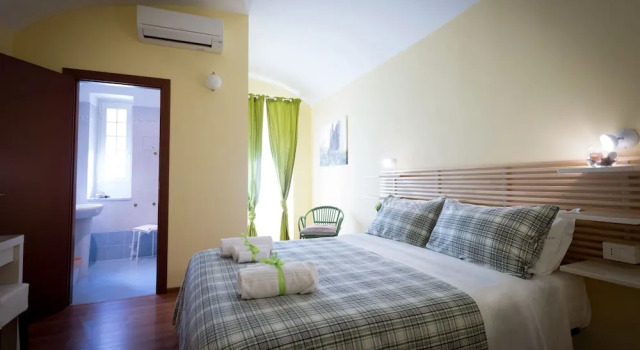 Номер Comfort Candia Green House B&B
