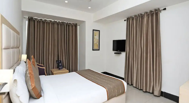 OYO 9769 Hotel Chanakya Inn, Rezervovat Hotel Hotely v Bangalore s parkováním, Parkování