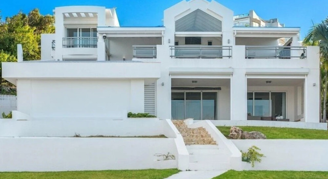 Villa Amaryllis, Book Villa Hoteller i Maho med pool, Swimmingpool