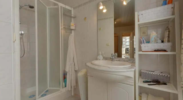 Апартаменты Cosy apartment 150m from the beach