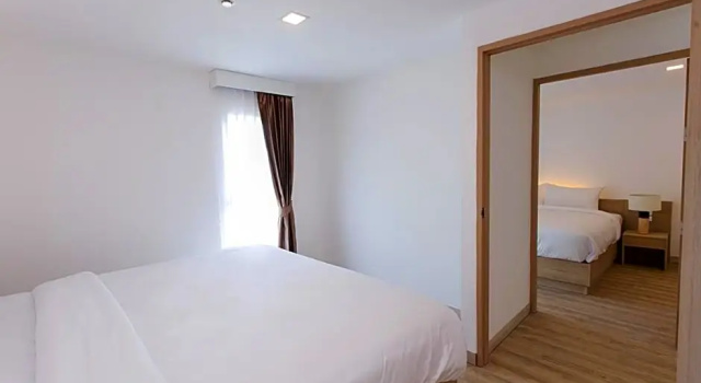 Люкс B2 Nakhon Sawan Premier Hotel