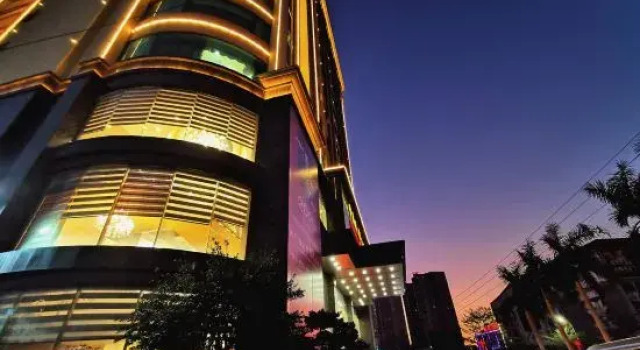 Zhong Hua Peng Hotel, Rezervasyon Otel Guangdong otoparklı oteller, Otopark