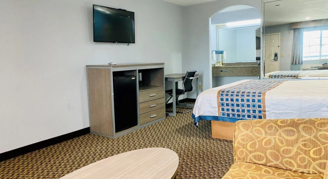 Двухместный люкс Home Place Inn and Suites-Hobby