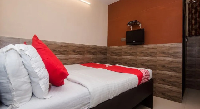 OYO 4269 Hotel Sai Residency