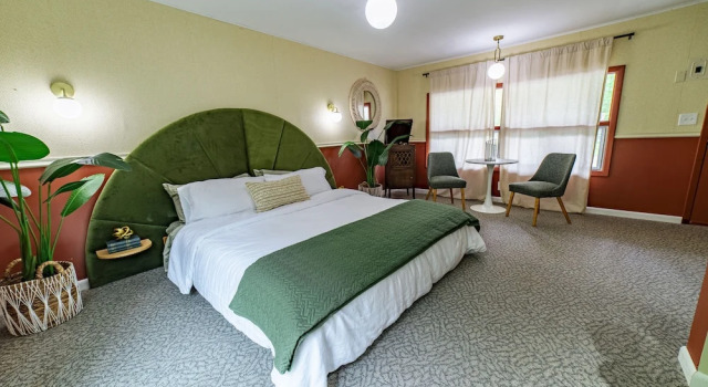 Люкс The Springs Motel