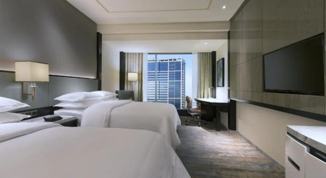 Четырёхместный номер Standard Sheraton Grand Jakarta Gandaria City Hotel