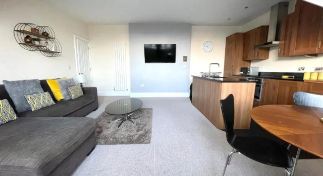 Regal Retreat Modern 2 bed apartment 400m from sea, Varaa Huoneisto Asunnot kohteessa Merseyside, Huoneisto