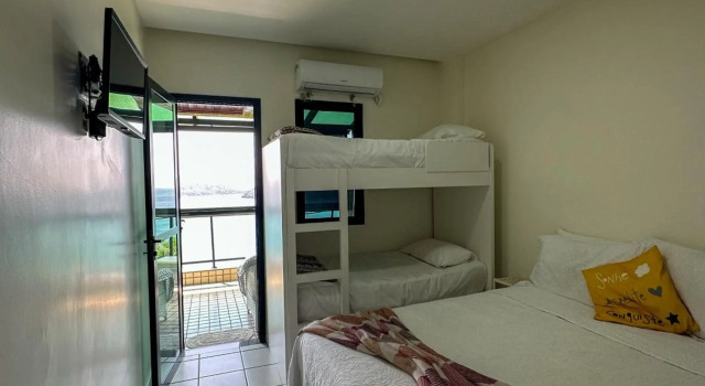 Apt incrível e mais alugado no Porto Real Resort para 6 adultos e 4 crianças, Забронировать Курортный отель Курортные отели Консейсано-ди-Жакарей, Курортный отель