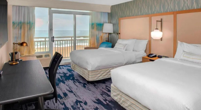 Четырёхместный номер Standard Fairfield Inn & Suites by Marriott Virginia Beach Oceanfront