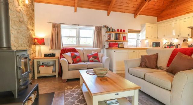 Pond Cottage