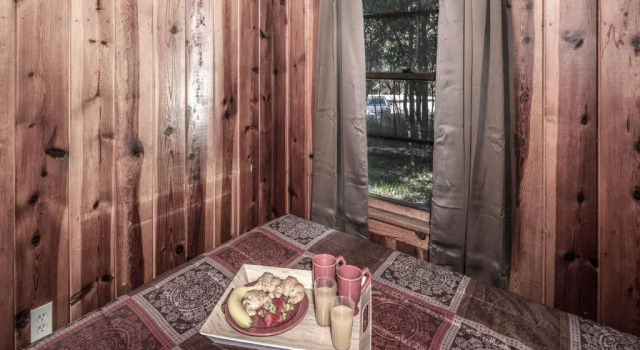 Perfect Cabin, 2 Bedrooms, Fireplace, Midtown, Sleeps 5, Забронировать Отель Руидозо Нью-Мексико