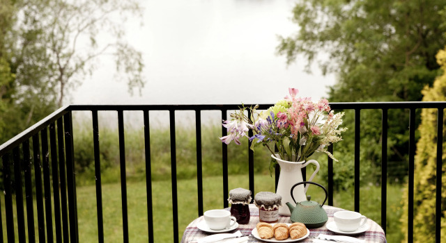 Elements Lodges, Забронировать Отель Эннискиллен Lough Erne