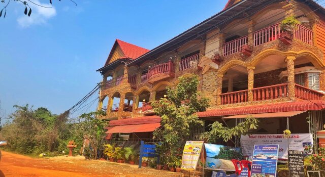 Sea Stone Guest House, Book Pension Kep Kep Province