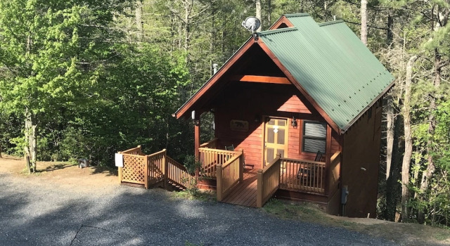 Bear Den Mountain Resort, Buchen Sie Resort Linville North Carolina