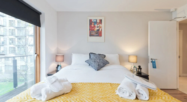 Sweet Inn - Gallery Quay, Забронировать Отель Отели Дублина 4 звезды, рядом с Стадион для собачьих бегов Шелбурн-парк, 4*