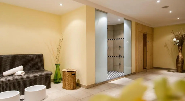 Apart Fridl, Prenota Hotel Hotel a Tirolo con parcheggio, Parcheggio