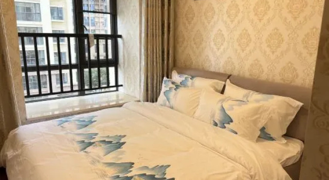 Люкс с 4 комнатами Xihuanli Homestay